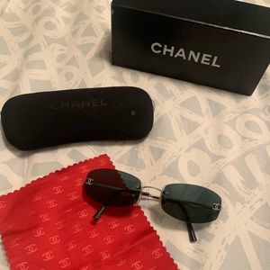 Vintage 90’s CHANEL sunglasses